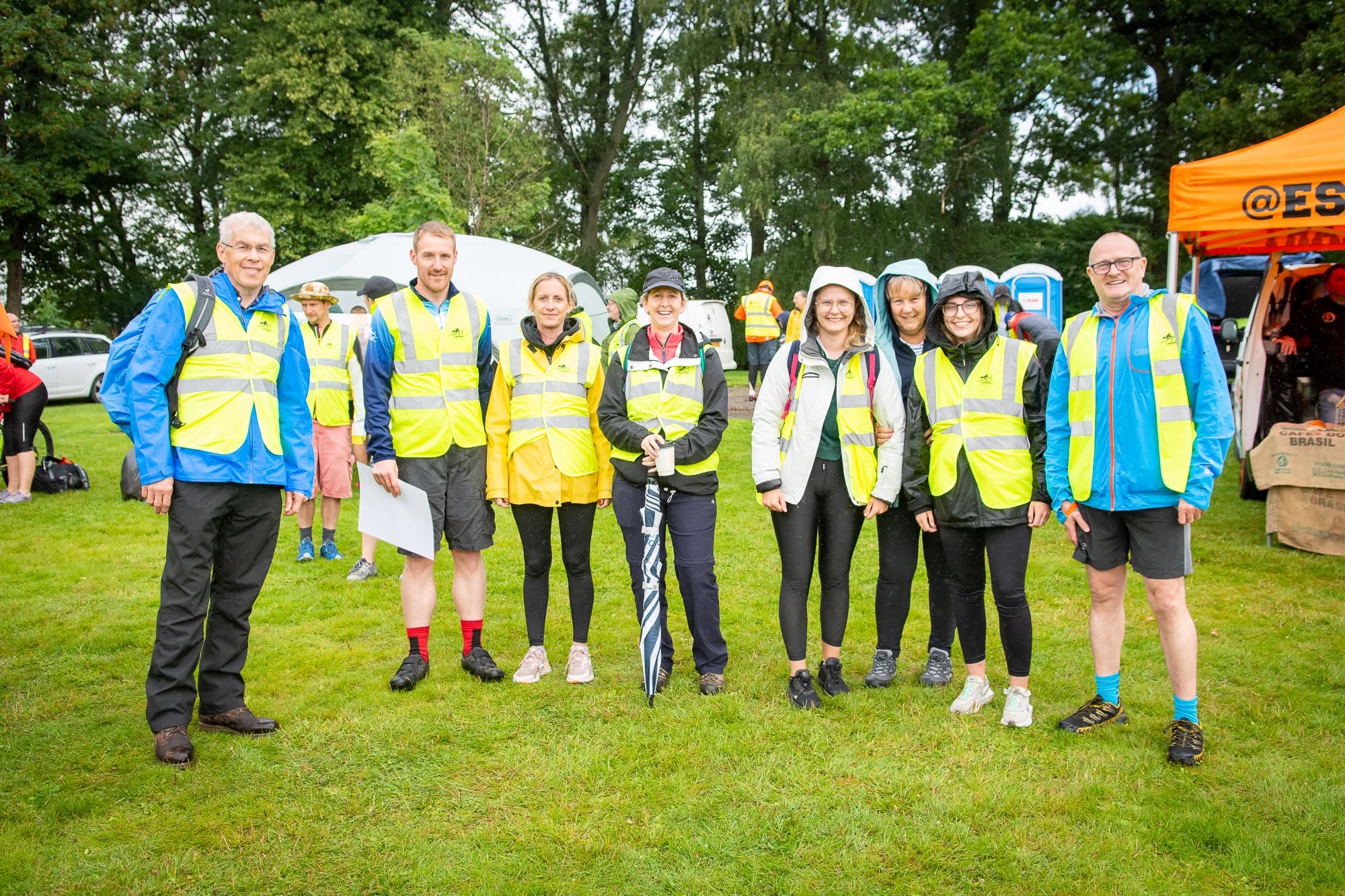 A mixed group of Lomond volunteers together on the Beastie course